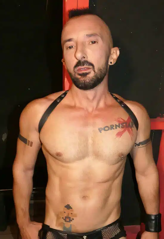 dominique kenique adult gay model